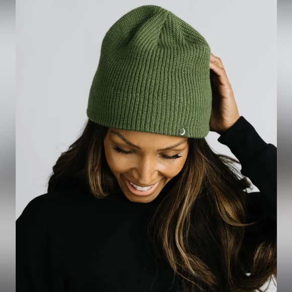 ZYIA Accessories - NWOT Zyia Army Green Cirque Beanie